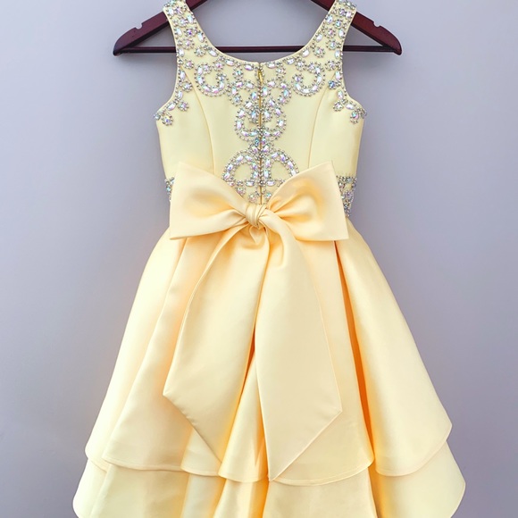 EUC Yellow Short Prom /Pageant Dress size 11 girls - Picture 3 of 6